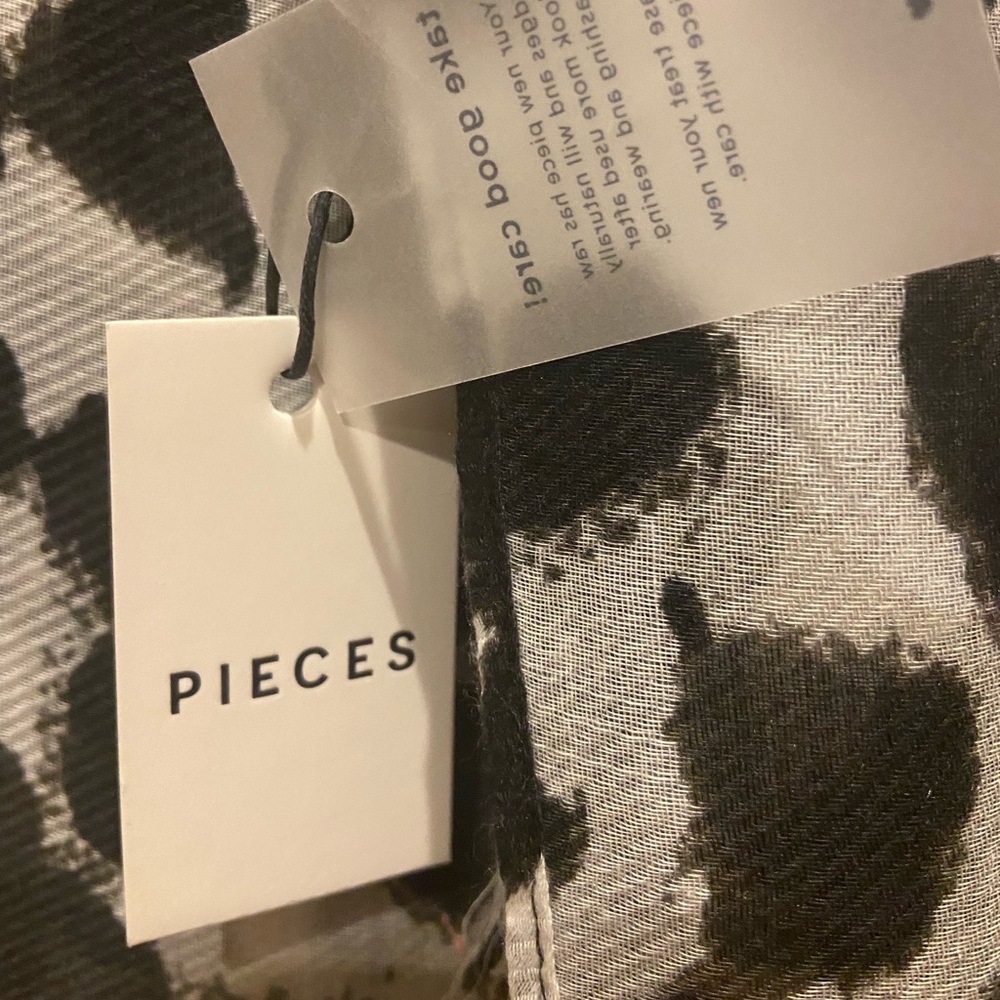PIECES ling animal print scarf